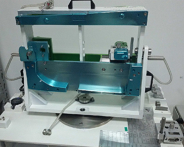 半自动检具